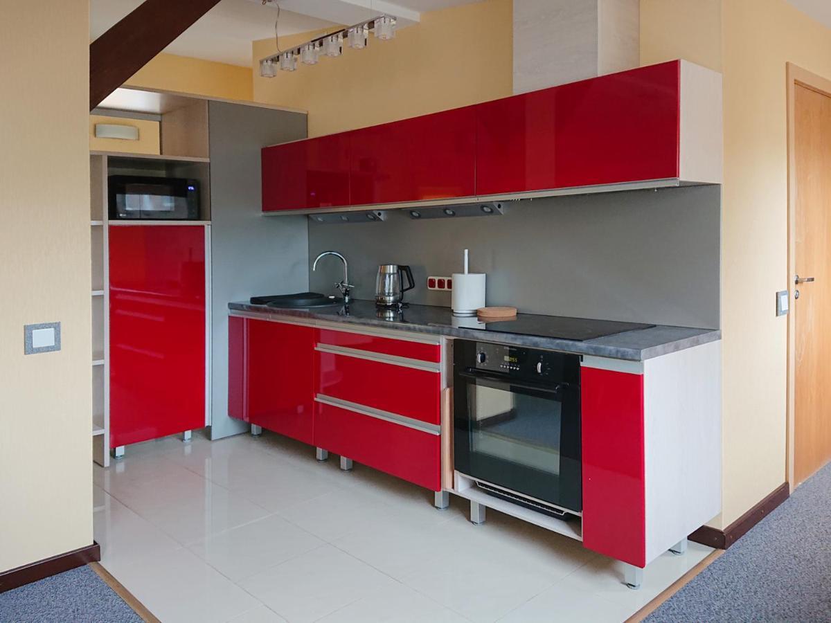 Riga City Center Quiet Apartment With Free Private Parking Exteriör bild